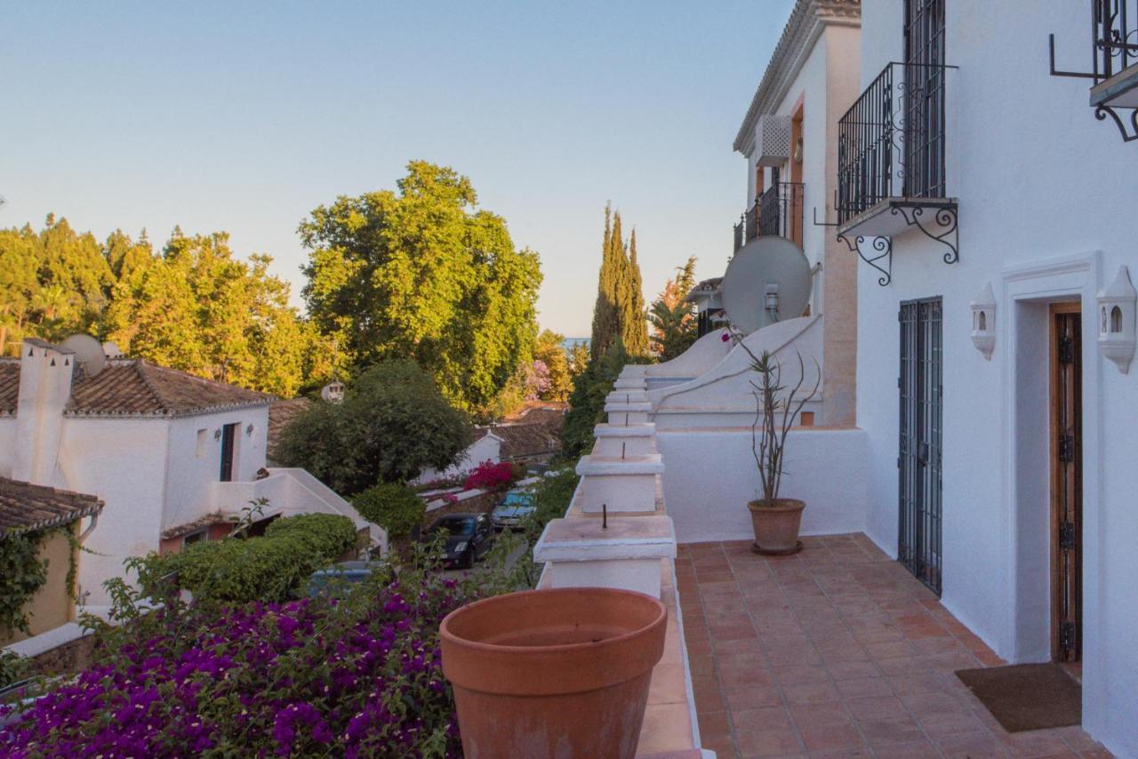 Apartamentos Las Virginias Marbella Exteriör bild